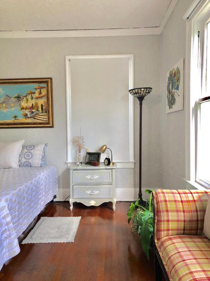 Comfy And Spacious Suite With Free Parking Miami Exterior photo