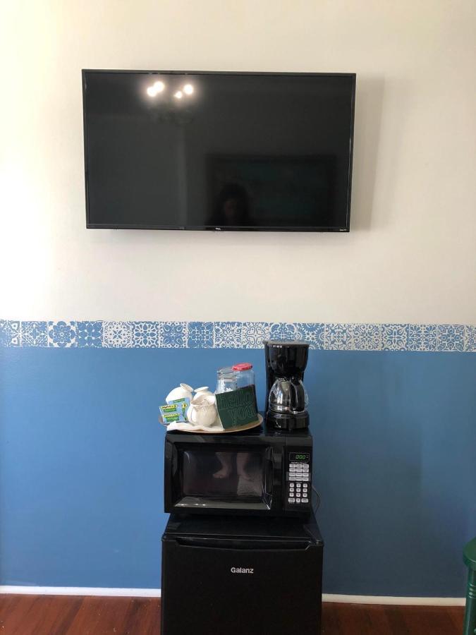 Comfy And Spacious Suite With Free Parking Miami Exterior photo